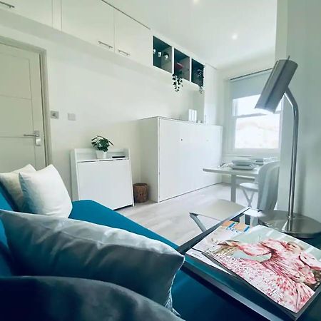 Apt 08 Beachside Beauty Central Studio Steps From Cafes Brighton Ngoại thất bức ảnh